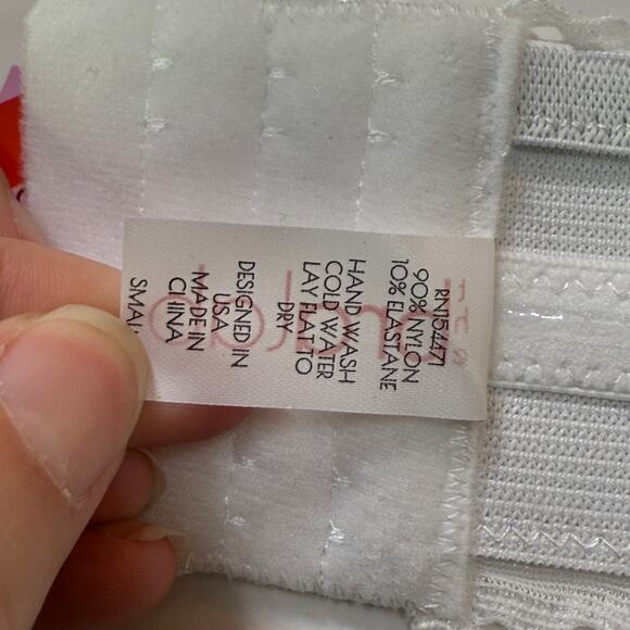 The Bra Lab Multiway Interchangeable Back Strap set of 2 tan/white small - Picture 7 of 10